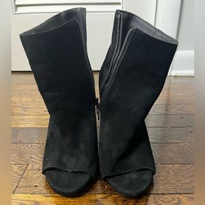 Steve Madden - Open toe booties - Size 6